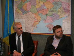 Vasyl Boeciko, consulul Ucrainei la Suceava, a declarat miercuri, în cadrul unei conferinţe de presă, că persoanele care doresc să meargă în zona Cernăuţi nu au motive de îngrijorare