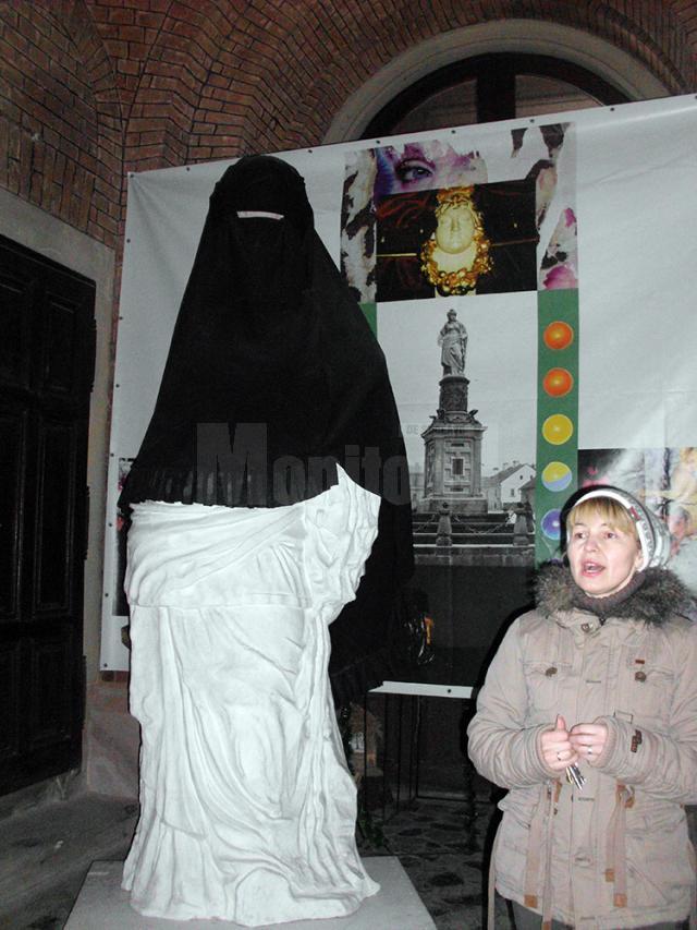 Statuia „Austria” cu burka