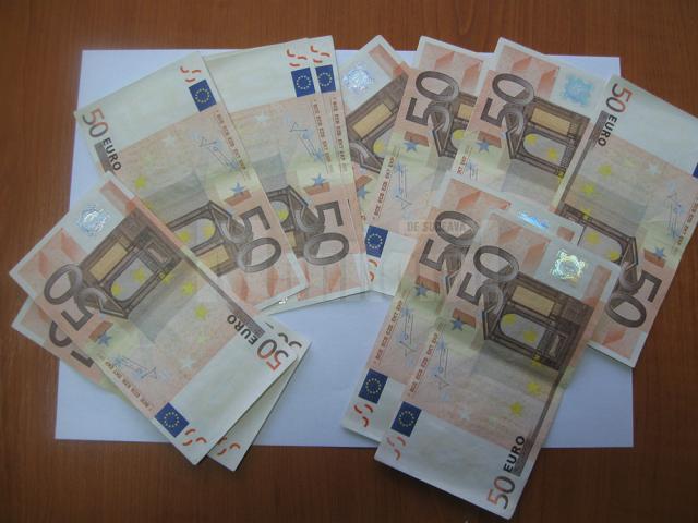 Aşa arată bancnotele contrafăcute plasate recent pe piaţa din Suceava