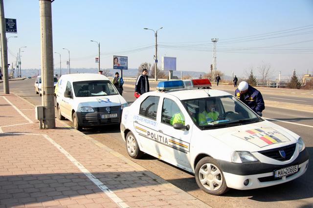 În cadrul controlului au fost verificate 247 de autoturisme, cele mai multe din municipiul Suceava, însă şi din celelalte localităţi unde sunt servicii de taxi