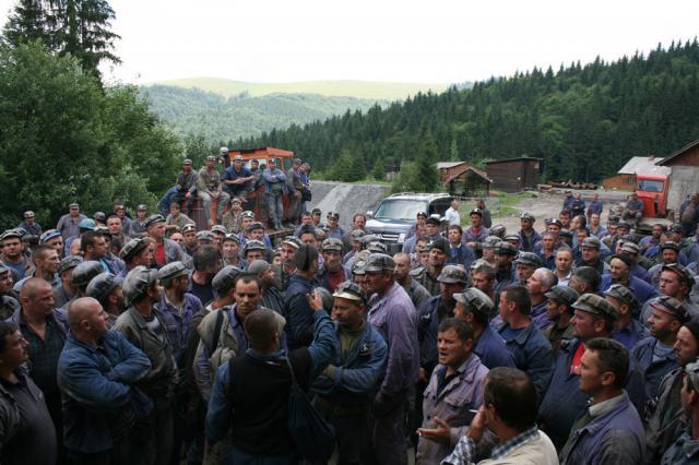 Protest al minerilor de la Mina Crucea