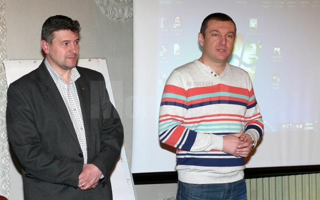 Primarul Gheorghe Cătălin Coman şi Mihai Androhovici, vicepreşedintele Federaţiei Române „Sportul pentru Toţi”