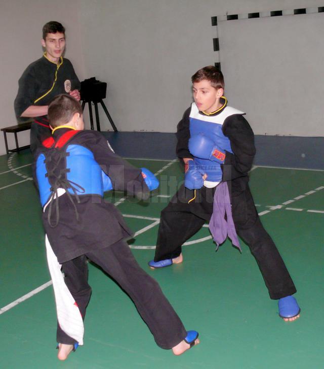 Rezultate bune pentru practicanţii Qwan Ki Do la Campionatul Naţional pentru Juniori şi Seniori