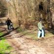 Silvicultorii s-au mobilizat pentru a face curat în cel mai mare spaţiu verde din municipiul Suceava