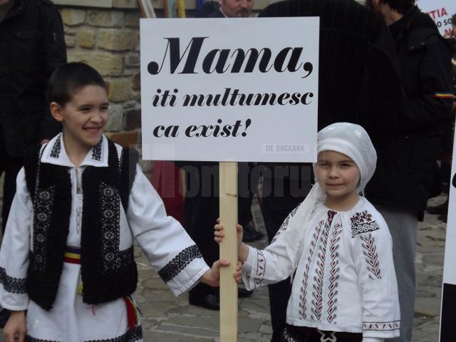 Aproape 200 de suceveni au participat la „Marşul pentru viaţă”, miting anti-avort