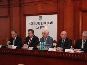 Senatorul Mircea Geoană explică importanţa coridorului de transport pan-european nr. 9 Nord-Sud