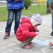 Desene pe asfalt, în parcul central al Sucevei, de Ziua Autismului
