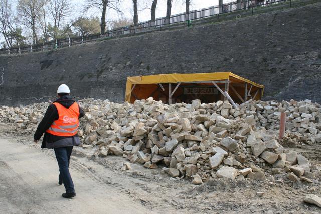 Constructorul a folosit 10.000 de tone piatră pentru refacerea Cetăţii de Scaun