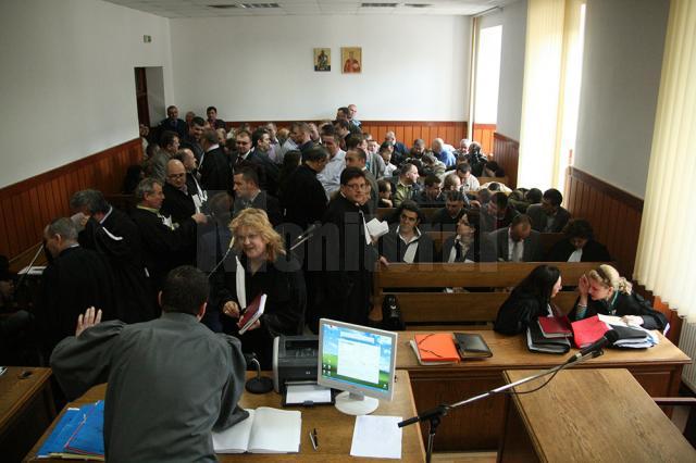Procurorul de caz şi avocaţii celor 66 de inculpaţi au prezentat ieri concluziile finale