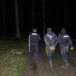 Focuri de armă în pădure, după şase indivizi care tăiau copaci