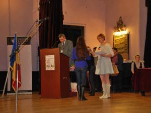 Universitatea din Suceava a premiat cei mai buni elevi de la Olimpiada de limbi romanice
