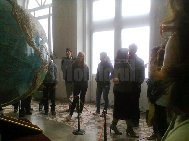 Elevi din Bistriţa-Năsăud, oaspeţi la Colegiul „Vasile Lovinescu” Fălticeni