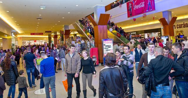 Programul de Paşte al mallurilor şi marilor magazine din Suceava