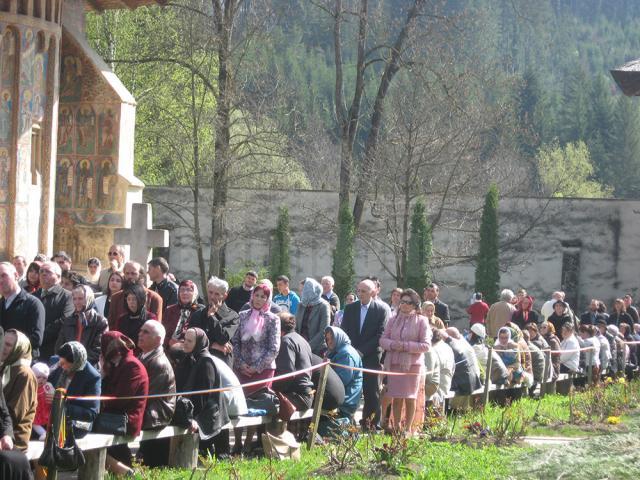 Mănăstirea Voroneţ şi-a sărbătorit ieri hramul