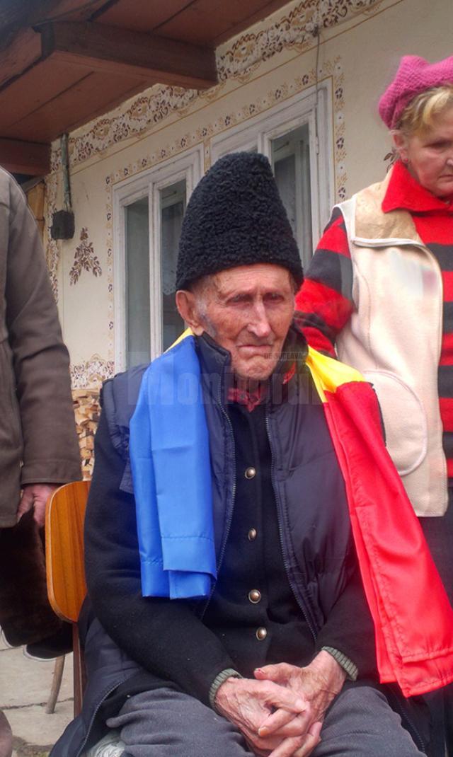 Când Vladimir Creangă a împlinit 105 ani, primarul din Botoşana a organizat o sărbătoare în cerc restrâns