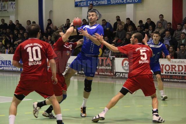 Universitatea a câştigat în ultima secundă disputa cu CS Caraş-Severin