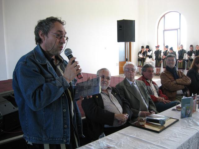 Sărbătoarea cărţilor, la Corlata, la Căminul Cultural „Florin Piersic”