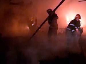 Pompierii au intervenit la mai multe incendii în perioada minivacanţei 1-4 mai