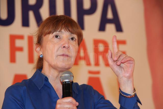 Monica Macovei: „Vrem să scăpăm România de această bandă de tâlhari, de hoţi şi de corupţi”