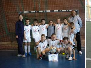 Echipele de fotbal fete şi fotbal băieţi a Şcolii Gimnaziale „Miron Costin” au reuşit rezultate notabile în competiţiile naţionale în care au fost angrenate