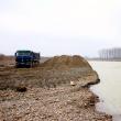 Balastul exploatat din imediata apropiere a albiei râului Suceava