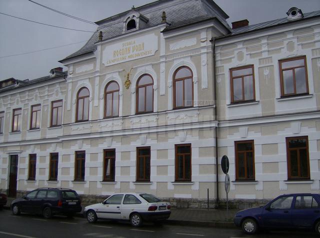 Primăria a alocat fonduri pentru mai multe şcoli câmpulungene, între care şi şcoala „Bogdan Vodă”