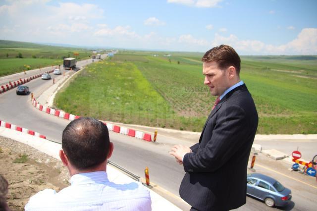 Lucrările la ruta ocolitoare a Sucevei au fost inspectate, joi, de ministrul Transporturilor, Dan Şova