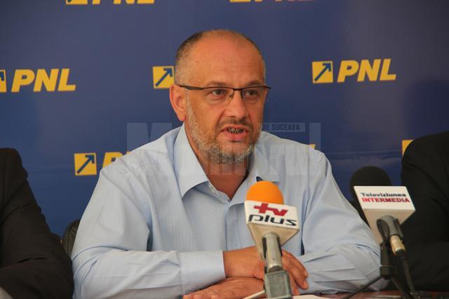 Alexandru Băişanu: „Imediat după venirea lui Victor Ponta în judeţul Suceava şi după ce am vorbit despre el, am primit ameninţări că voi fi băgat la închisoare şi că vremea mea a apus”