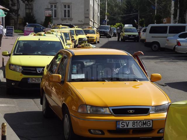 În municipiul Suceava numărul de taxiuri a crescut de la 330 la 400