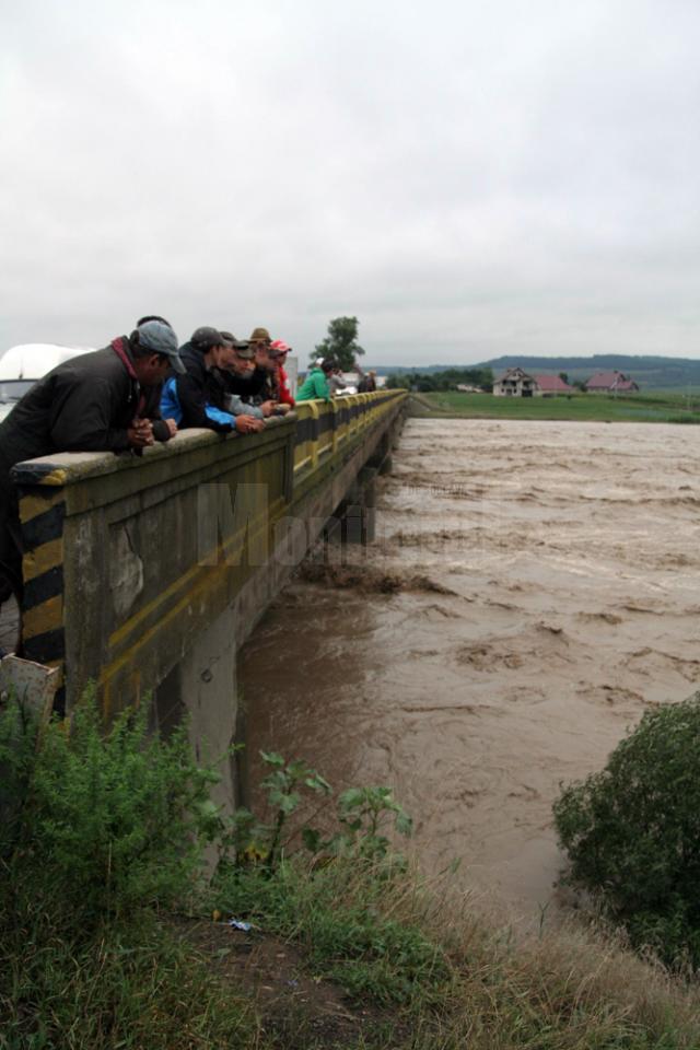 Avertizare hidrologică Cod galben pentru judeţul Suceava