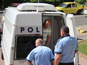 Cezar Alin Puiu rămâne deocamdată în arestul poliţiei sucevene