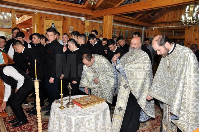 Cum putem vindeca necredinţa faţă de Taina Euharistiei?