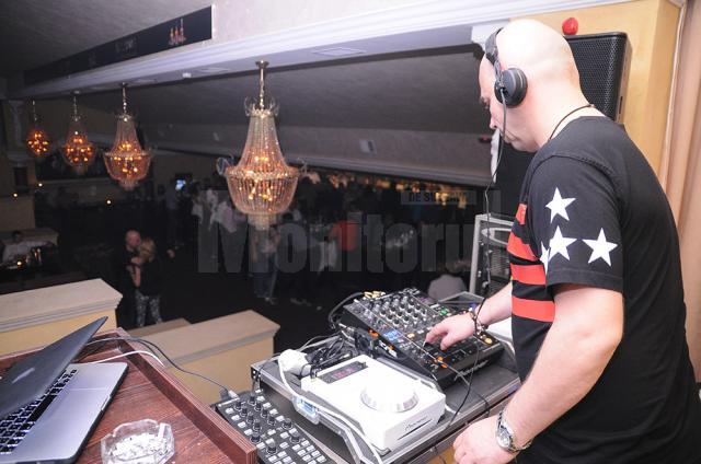 Unul dintre cei mai apreciaţi DJ din România, DJ Sava, a fost vineri în Lounge Padrino