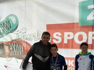 Dorneanul Claudiu Daniel Mihăescu a câștigat locul 1 la juniori III și locul II la open