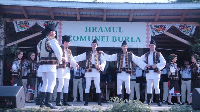 Hramului comunei Burla, sărbătorit de Rusalii - Pogorârea Duhului Sfânt