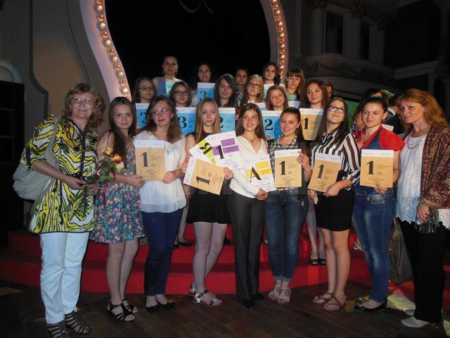 Eleve ale Colegiului „Spiru Haret”, premiate la Olimpiada Internaţională de limbă rusă de la Moscova