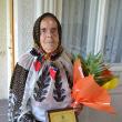 O femeie din Comăneşti, aniversată la un secol de viaţă
