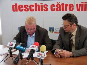 Vicepreşedintele CJ Suceava, Alexandru Rădulescu a semnat contractul pentru lucrările de restaurare a Muzeului de Istorie