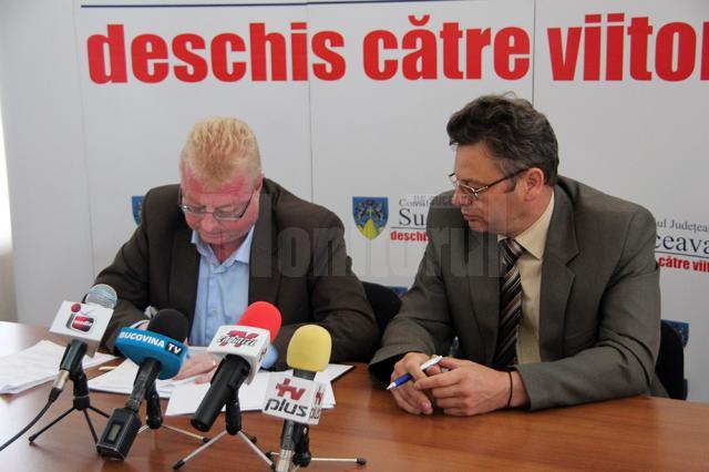 Vicepreşedintele CJ Suceava, Alexandru Rădulescu a semnat contractul pentru lucrările de restaurare a Muzeului de Istorie