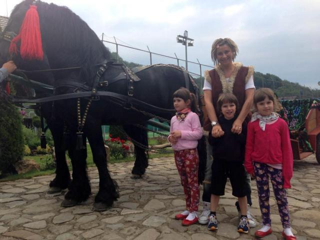 Familia Reghecampf s-a îndrăgostit iremediabil de Bucovina