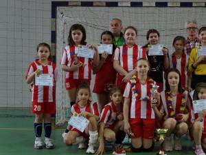 Echipa de minihandbal fete a LPS Suceava vrea un rezultat cât mai bun la Târgu Mureş