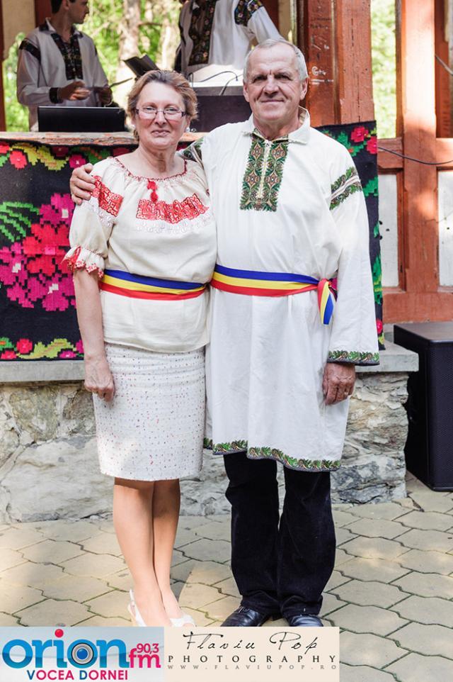 Ziua Internaţională a iei româneşti a fost marcată cu succes şi la Vatra Dornei. Foto: Flav POP