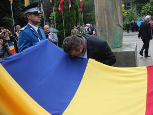 Ziua Drapelului Naţional a fost marcată joi dimineaţă