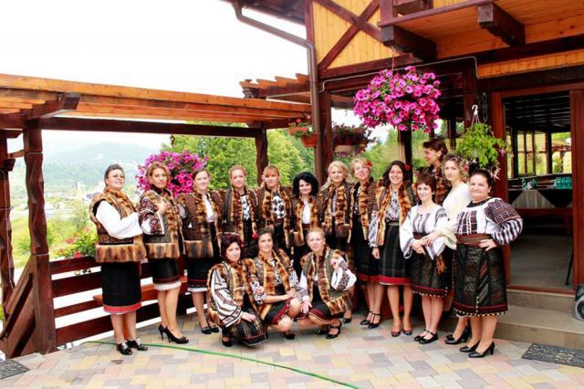 „Tradiţie, moştenire şi simţire românească” - proiect educaţional interjudeţean derulat la Grădiniţa „Căsuţa Piticilor” din Câmpulung