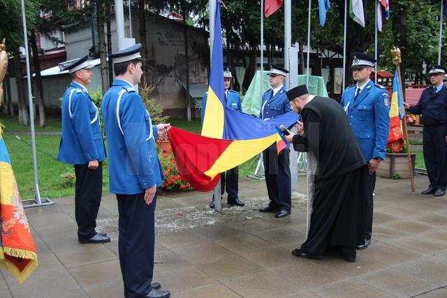 Ceremonial militar şi jurăminte de credinţă în faţa drapelului naţional