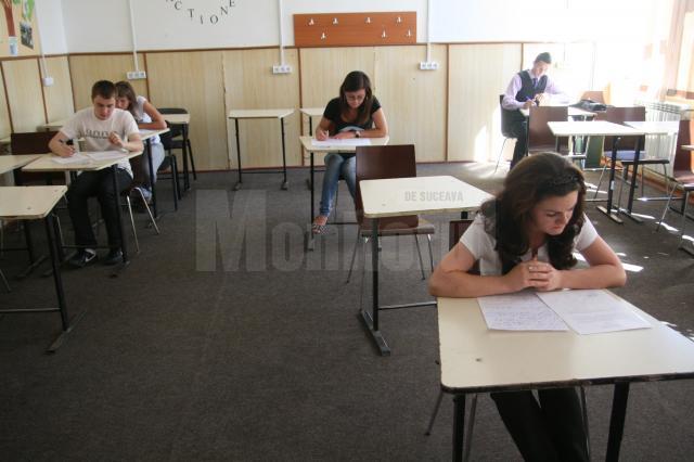 Un elev sucevean a fost eliminat din examenul de bacalaureat pentru fraudă