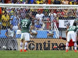 Partida dintre Olanda şi Mexic a fost tranşată de europeni în urma unui penalty transformat în ultimele secunde de joc