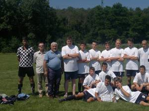 Echipa Școlii Gimnaziale din Salcea a câștigat două competiții la Bârlad, chiar dacă a jucat și împotriva echipelor de liceu sau a celor de seniori