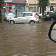 Străzi inundate de ploaia torenţială din Suceava Foto: Dan Hreceniuc