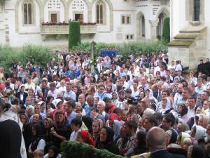 La Mănăstirea Putna s-au adunat şi în acest an mii de credincioşi, ca şi cum toate drumurile ar fi dus la Putna